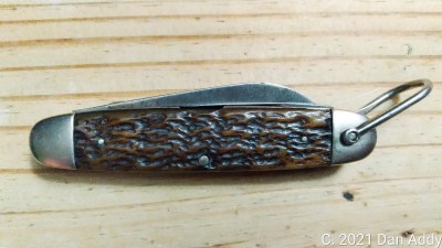 Wards Camp Knife Pile Side.jpg