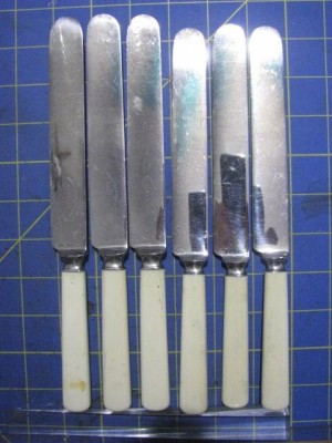MeridanCutleryCo.(3)Unmarked(3).JPG