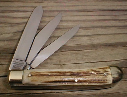 1st Generation 3 blade stag trapper a.jpg