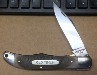 125OT Schrade Walden Mustang.JPG