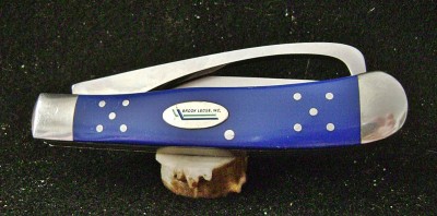 Cattleman's Cutlery Farriers Companion - Pile Closed.JPG