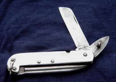 Case MS XX Canadian navy knife.jpg