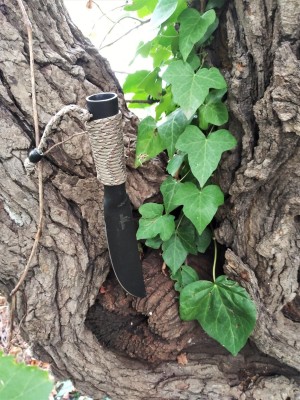 Cold Steel Bushman on the trail.jpg