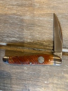 Queen knife.jpg