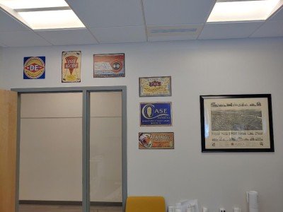 office decor 2.jpg