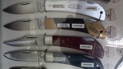 Case - assorted spring locks