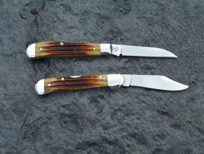 Case 2nd Cut Antique Bone Mini Trapper & Mini Copperlock I.jpg