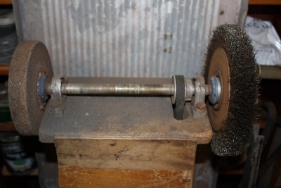 Picador shaft with 6'' grinding wheel and 8'' wire wheel.jpg