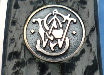 smith_and_wesson_shield.jpg