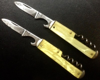 Knife A (bottom) &amp; Knife B (top).