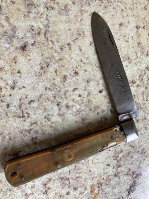 odd knife side.jpg