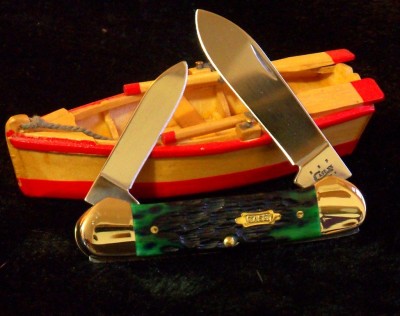 Hunter Green Brass Shield 2012.JPG