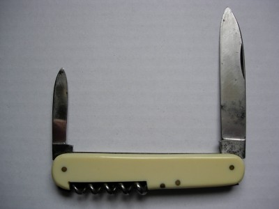 Knives 002.jpg