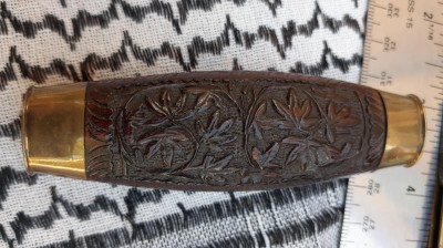 Closeup on the handle.