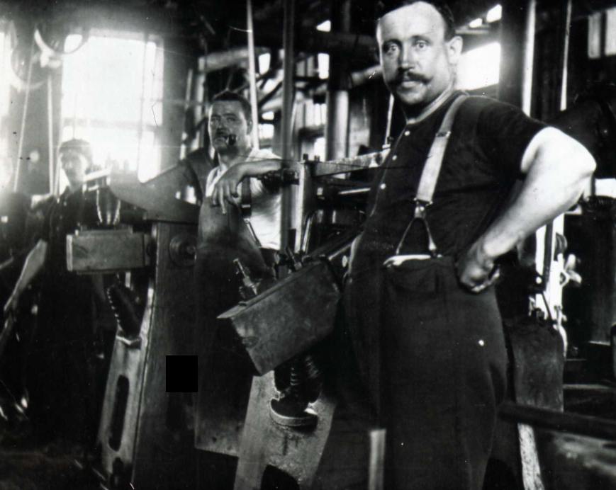 These are the stalwarts I want making my knives.