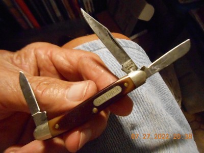 2 3/4" closed with stamp MM 108 over USA