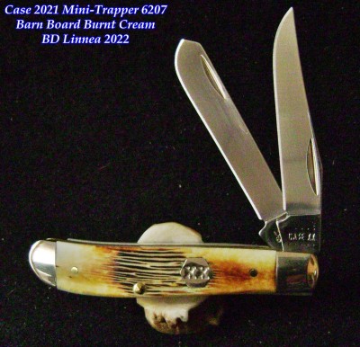 Case 2021 Mini-Trapper 6207 Barn Board Burnt Cream - Labeled.JPG