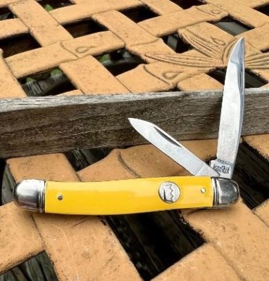 knife.day.20222.jpg