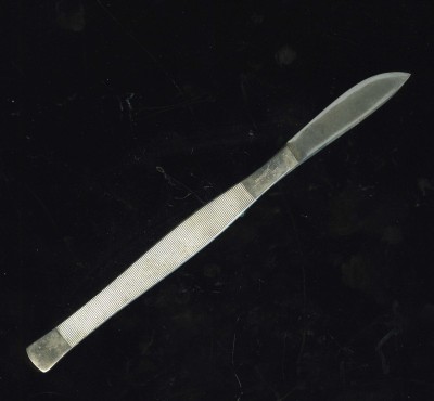 scalpel002.jpg