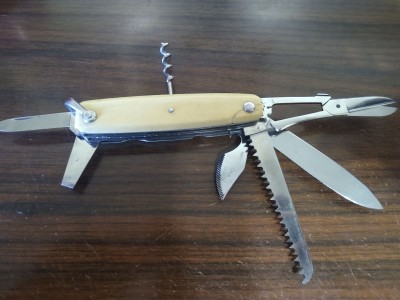 EP knife 2.jpg