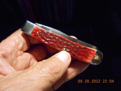 Pile side.  I do like a red handled knife CV knife!