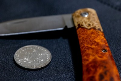 Knife-001.jpg