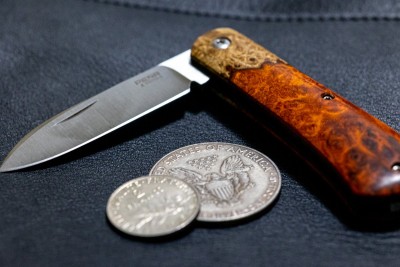 Knife-002.jpg