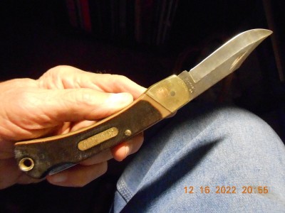Very few scratches on the blade, doesn't look like it has been sharpened improperly.