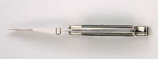 buck_110ll_f_hunter_liner03.jpg