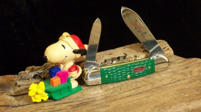 Christmas Snoopy & Xmas canoe 2014.JPG