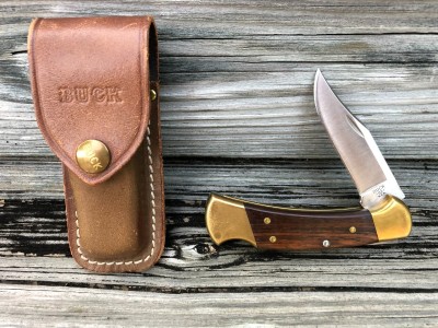 Buck 112 Four-dot with belt-sheath 7-12-22.jpg