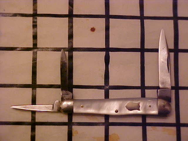 WahkonsaCutlery1.JPG