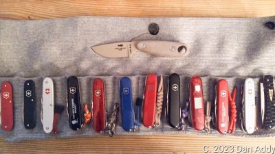 Izula II And Knife Roll.jpg