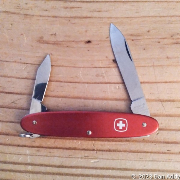 Wenger Patriot (1).jpg