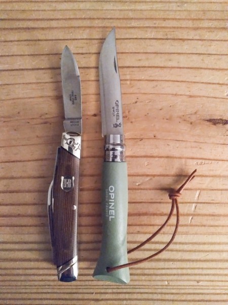 RR2336 And Opinel No. 6.jpg