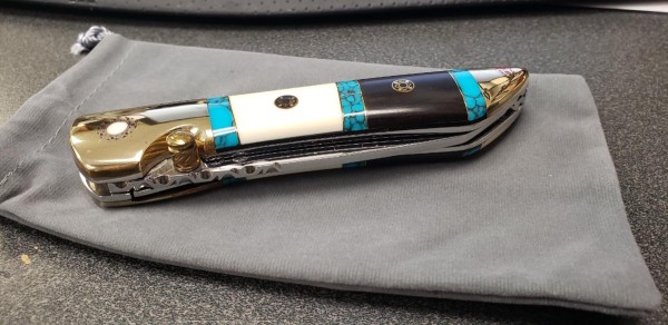 ivory knife closed.jpg