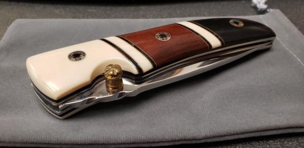 custom knife number 2 c.jpg