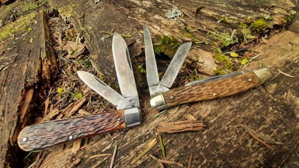 Old Voos jack and a Schrade Walden 895