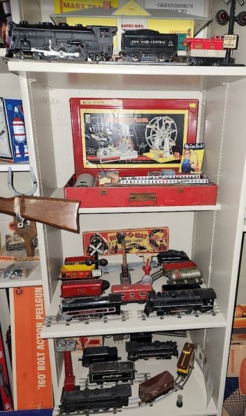 Trains3.JPG