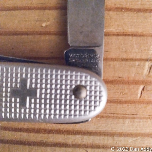 The tang stamp (the other side is blank)