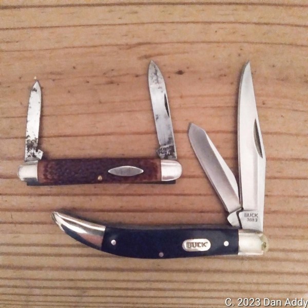 Camillus 41 And Buck 388.jpg