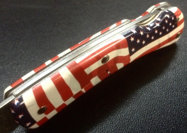 CAMILLUS 907F-&quot;Ol' Glory&quot; Series<br />Pocket Knife #24.