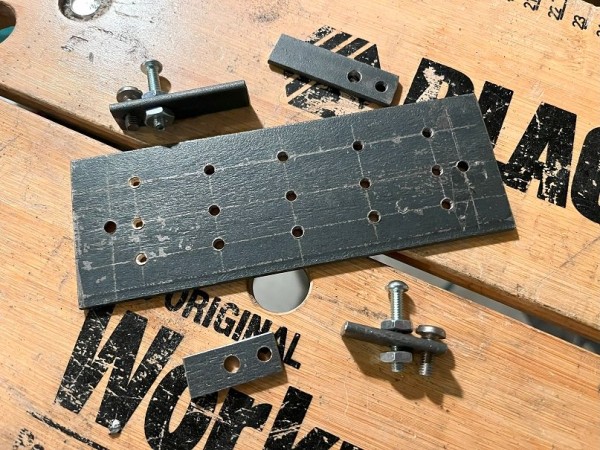 small parts holder 01.jpg