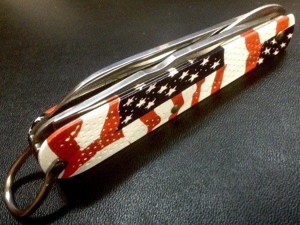 CAMILLUS 327F-&quot;Ol' Glory&quot; Series<br />Pocket Knife #27.