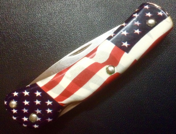 CAMILLUS 907F-&quot;Ol' Glory&quot; Series<br />Pocket Knife #28.