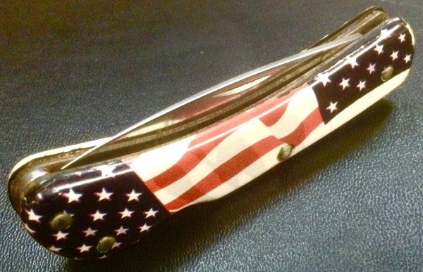 CAMILLUS 907F-&quot;Ol' Glory&quot; Series<br />Pocket Knife #28.