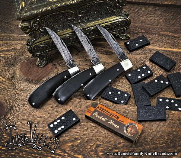 2023-tuna-phoenix-ebony-damascus-01lo.jpg