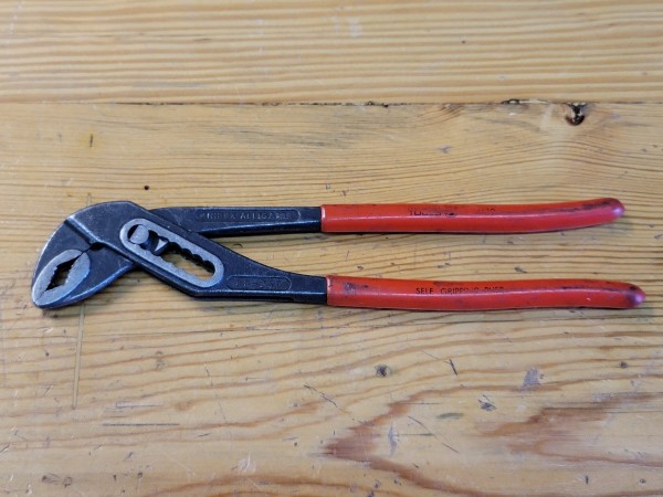 Knipex Alligator pliers