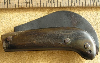 A Hawk Bill Pruner 001.jpg