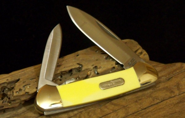 Buck Chinese Ol' Yeller Canoe.JPG